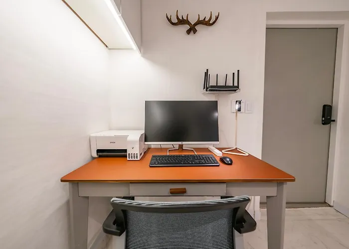 Jts Tailored Service Near Hyehwa Station Seoul