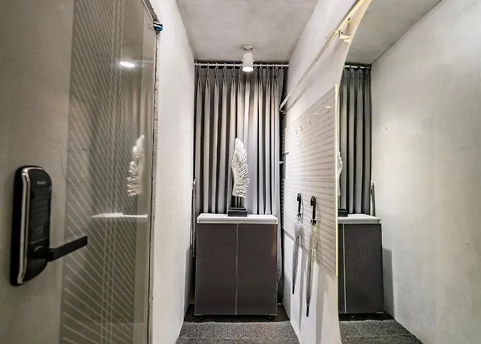 Jts Tailored Service Near Hyehwa Station Seoul